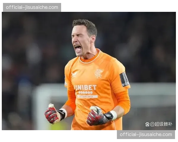 重庆铜梁龙三场零封展现防守韧性 五后卫落位紧凑限制对手空间